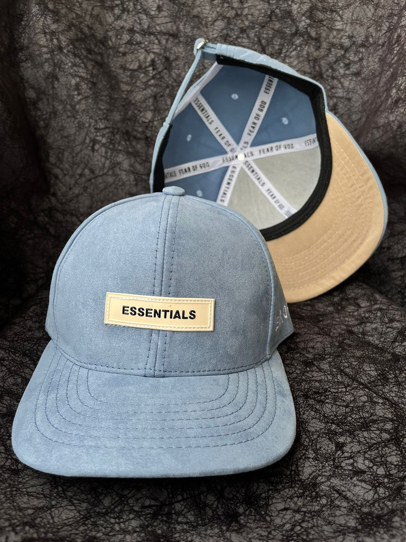 Gorra Essentials Gamuza