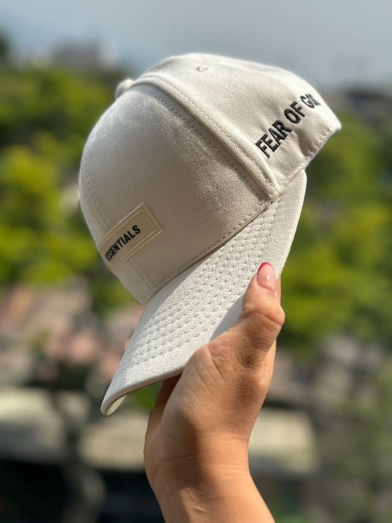 Gorra Essentials Gamuza